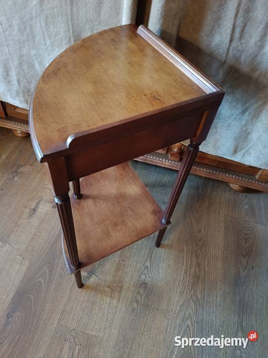 Stolik narożny drewniany ozdobny Lipno