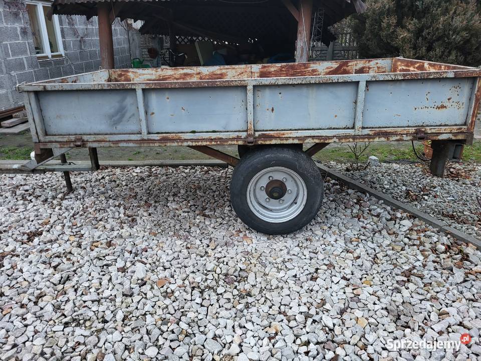 Przyczepa jednoosiowy zarejestrowana Wiskitki sprzedam