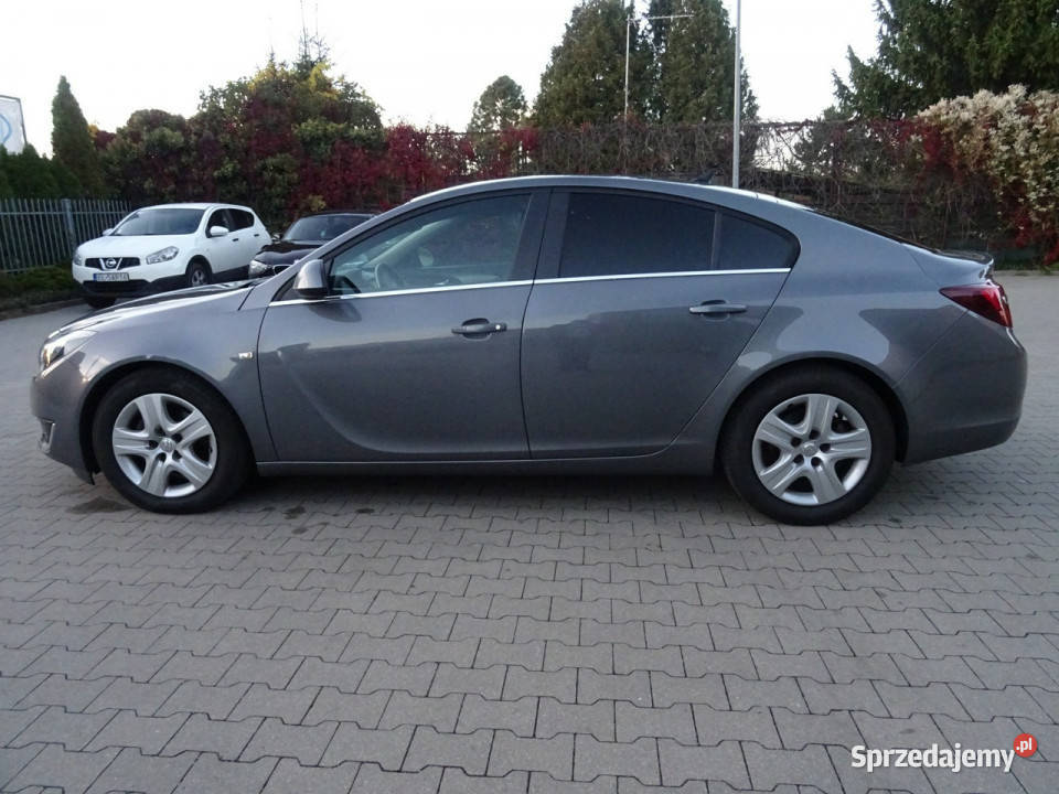 Opel Insignia Samochód z polskiego salonu silnik ESP sprzedam