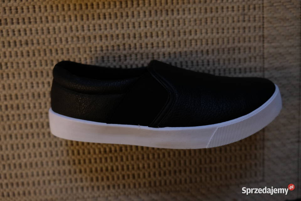 czarne trampki tenisówki buty slip on sportowe Toruń