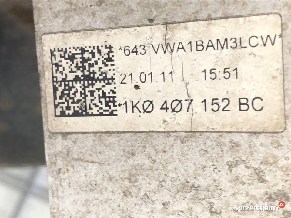 WAHACZ PRAWY PRZÓD VW GOLF VI Hatchback 0814