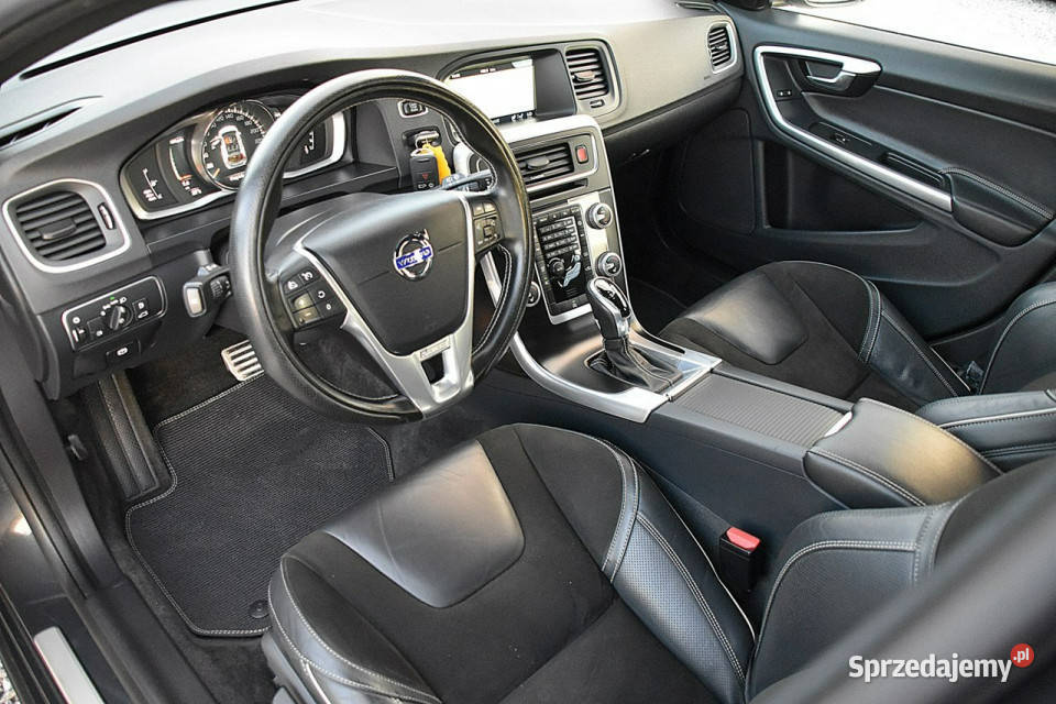 Volvo V60 20D3 150 RDesign PółSkóra Led Navi Nowe Kucice