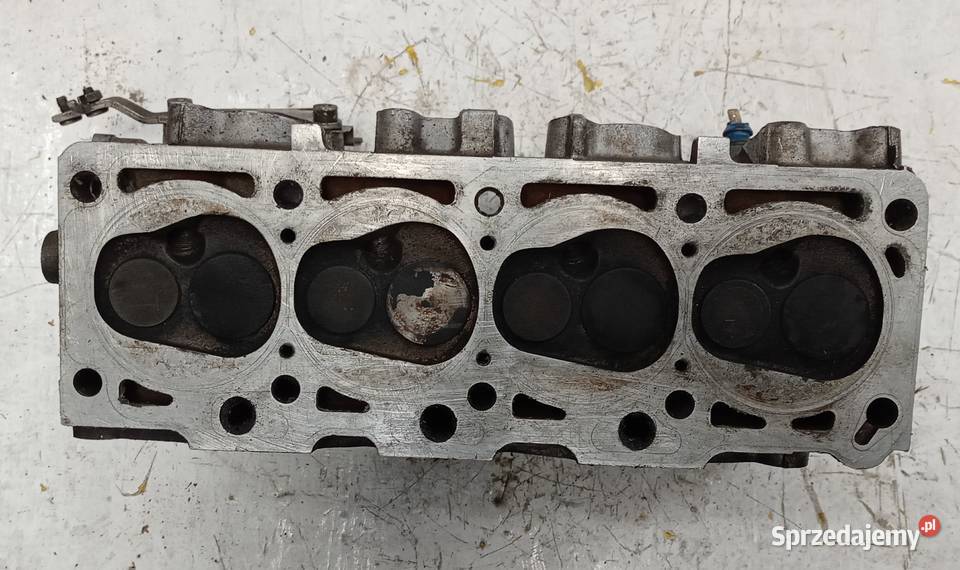 Głowica VW Golf 14 16 B 032103373G Części Suchedniów sprzedam