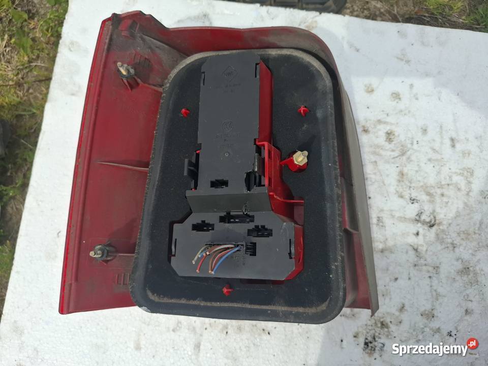 Lampa Prawa Volkswagen Passat B5 sprzedam