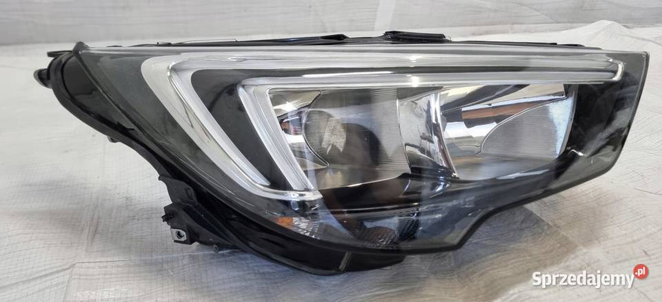 LAMPA REFLEKTOR PRAWY PRZÓD OPEL CROSSLAND X osobowe sprzedam
