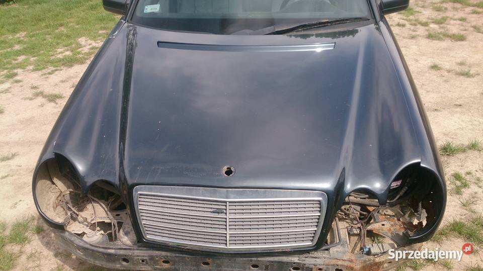 Pokrywa maska silnika Mercedes w210 przedlift Kosarzew