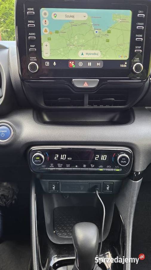 Toyota Yaris Hybryda Najbogatsza Wersja Gdańsk