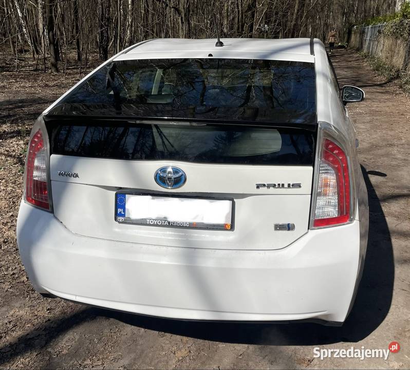 Toyota Prius 18 hybryda executive faktura marża nieuszkodzony Warszawa