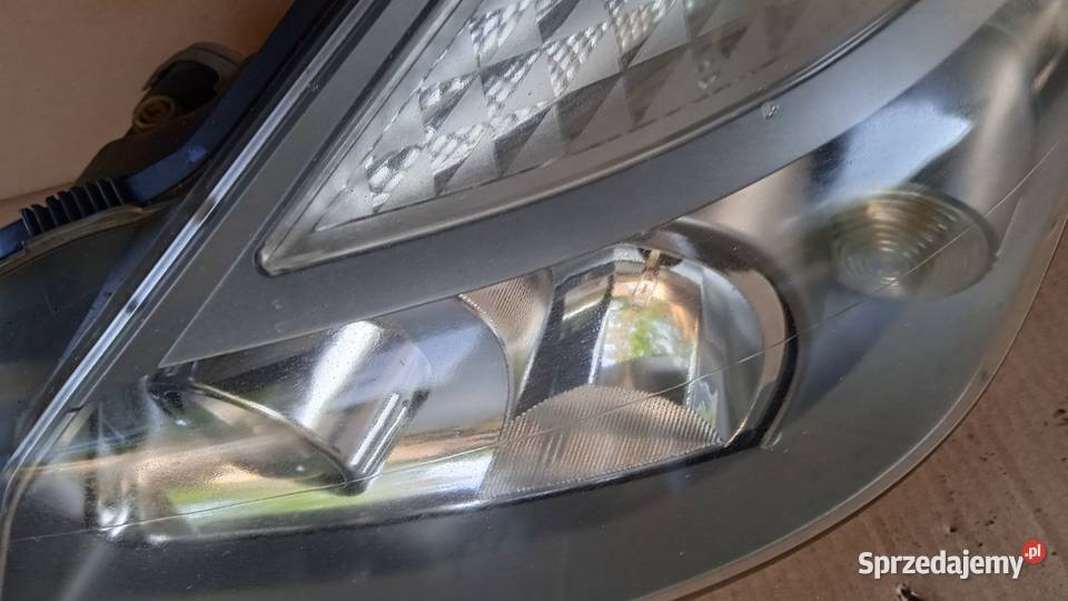 ESCAPE IV LAMPA PRZÓD LEWA XENON SOCZEWKA EU wielkopolskie sprzedam