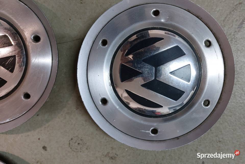 Dekielek kapsel zaślepka felgi VW 3D0071214 osobowe
