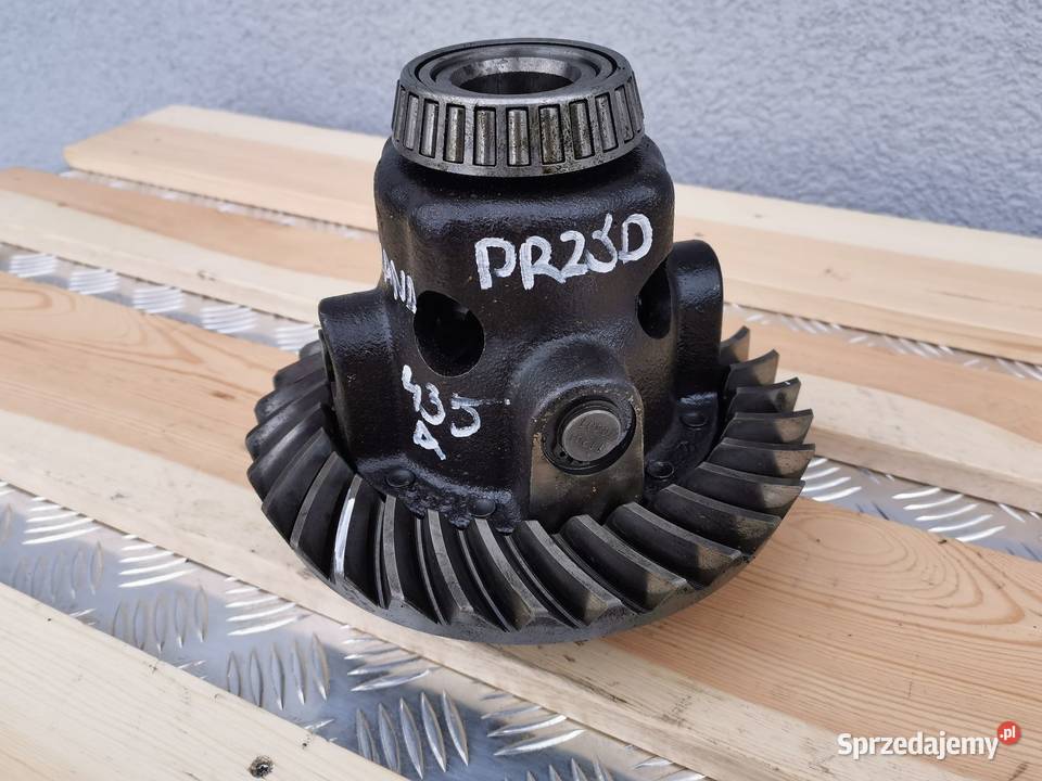 Wałek ataku Koło talerzowe Holland LM 435 Spicer Wilkowo