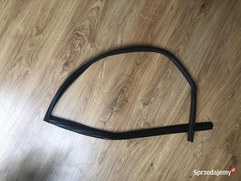 KIA SPORTAGE II 2 USZCZELKA DRZWI PRAWA PRZEDNIA osobowe Józefin