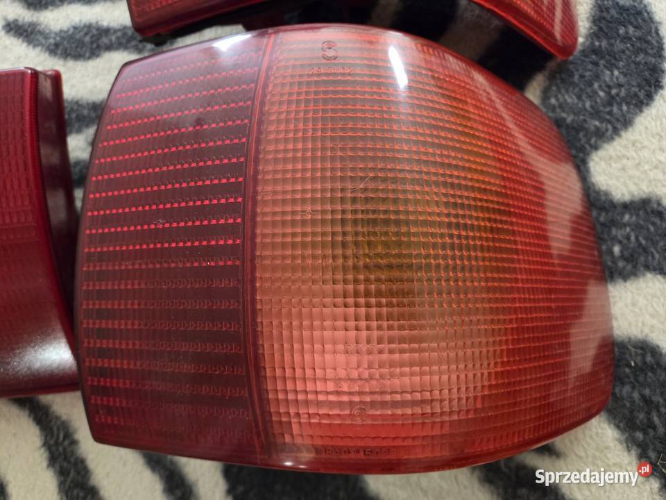Lampy Audi 80 B4 sedan seima italiana hella Legnica