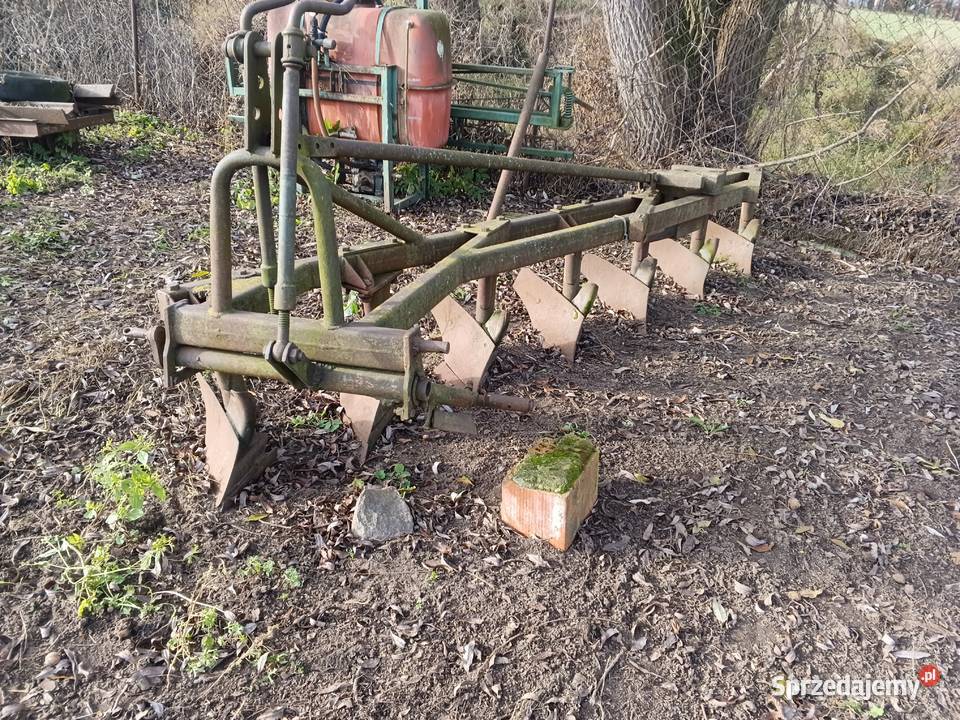 Pług podorywkowy 7 skibowy nieuszkodzony Rolnictwo Wilkowyja