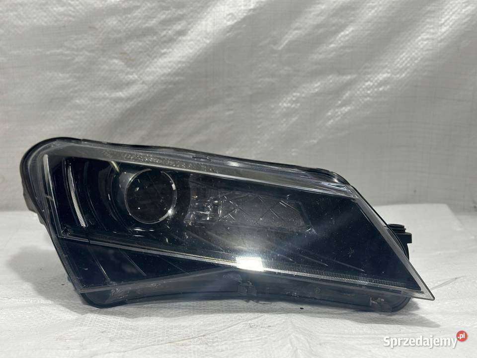 SKODA SUPERB III LAMPA PRZÓD PRAWA BIXENON LED osobowe Lampy przednie