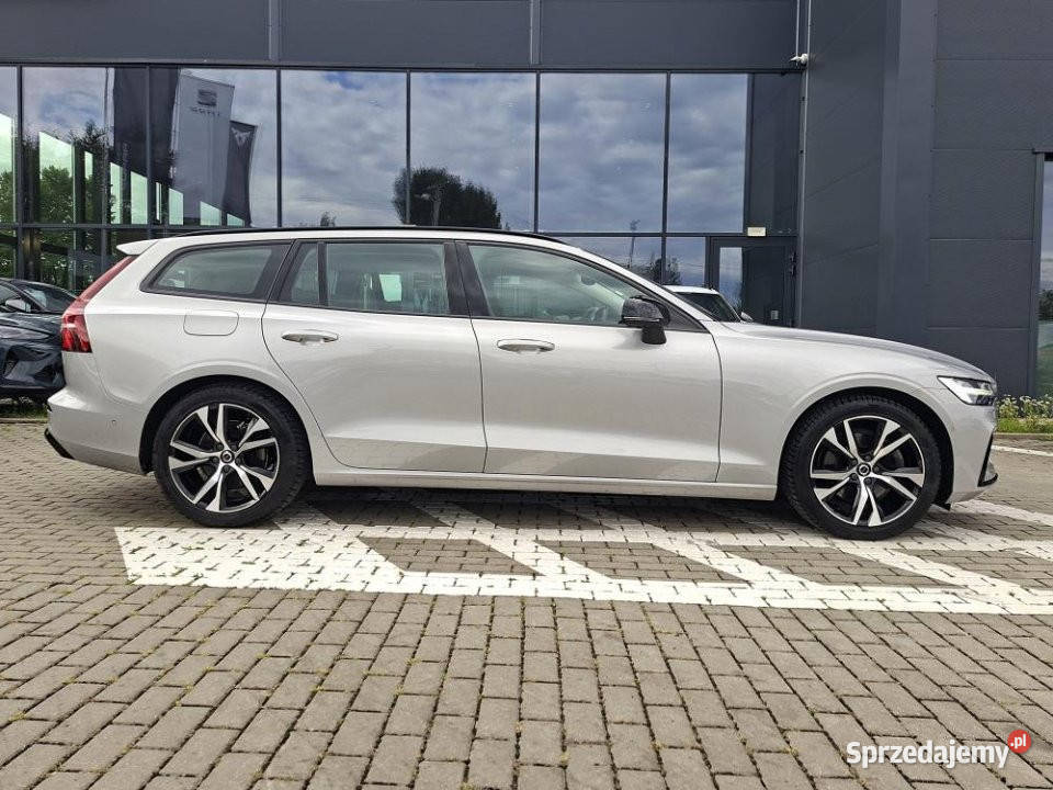 Volvo V60 2023r FV23 FullLED BLIS Kraków
