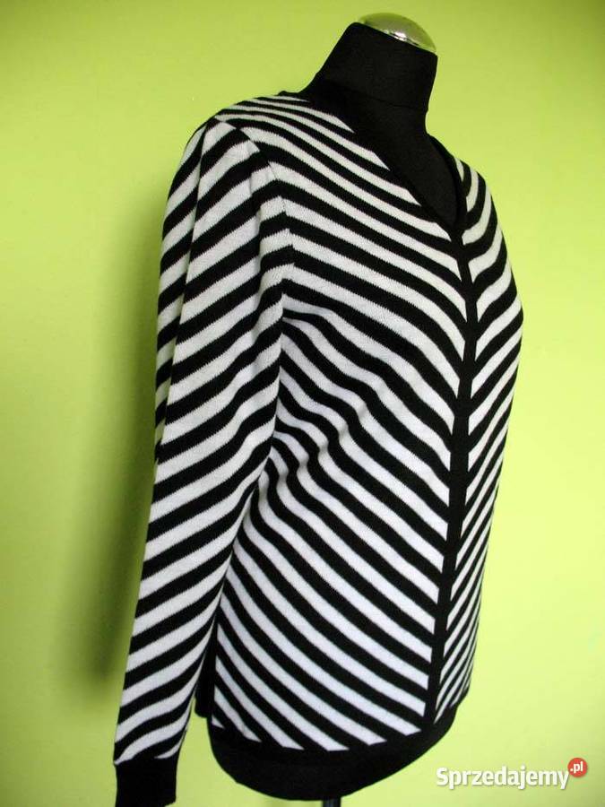 Bluzka sweter w serek 38 M biust 96 Nowy czarny sprzedam