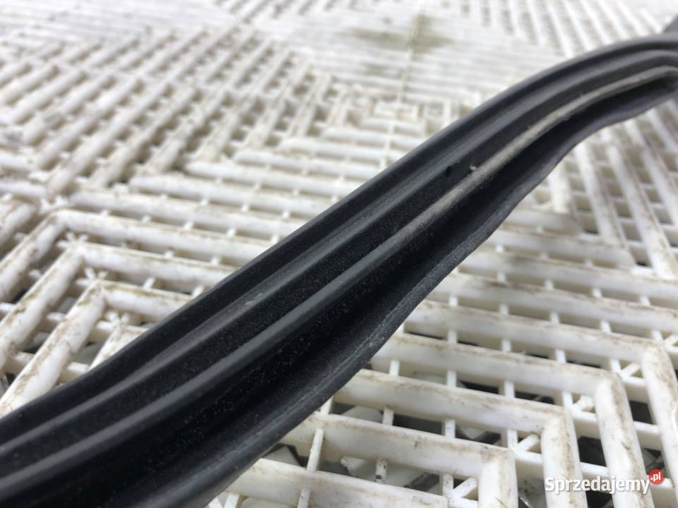 USZCZELKA DRZWI PRZÓD LEWA AUDI Q7 4M SUV Uszczelki