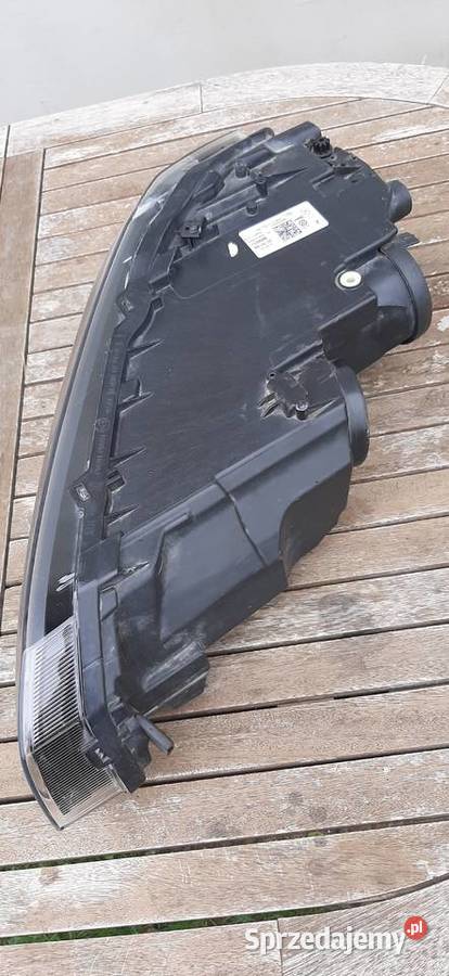 Lampa przednia prawa Volkswagen Polo VI wysyłka dolnośląskie Chocianów