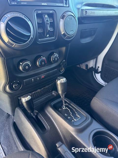 Jeep Wrangler WILLYS benzyna mazowieckie Grzebowilk sprzedam