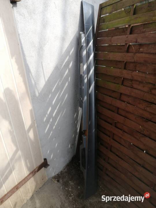 Listwa progowa prawa Bmw 1 e87 2007 a18 lubuskie Szprotawa