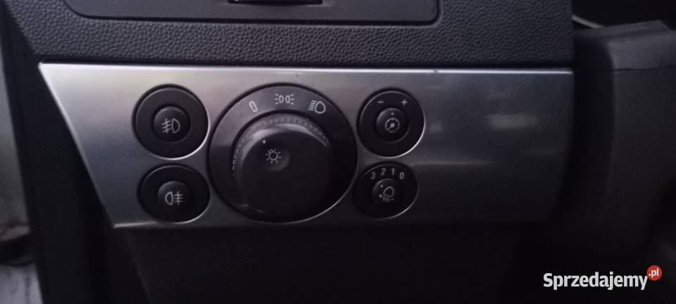 Włącznik przełącznik świateł Opel Astra H Brodnica