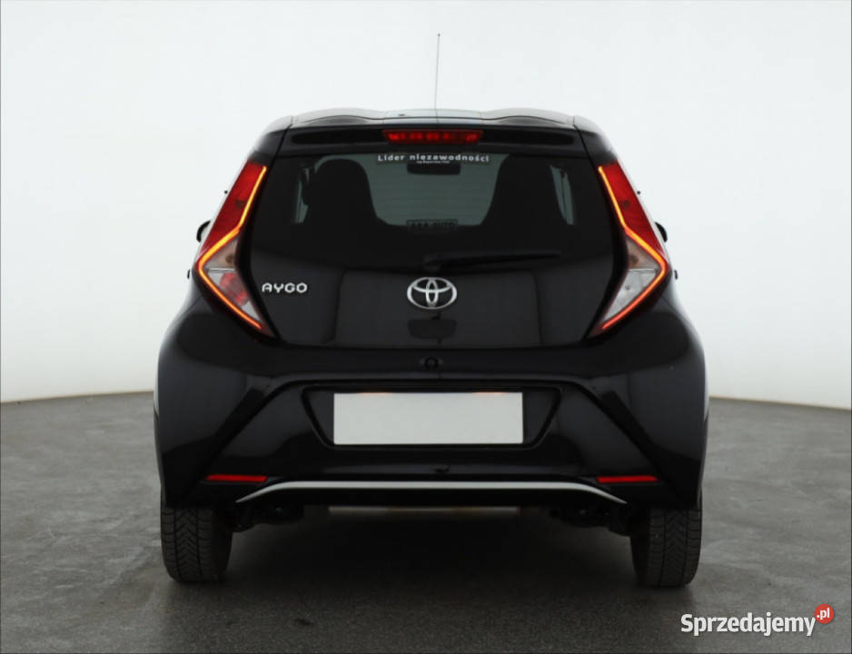 Toyota Aygo 10 VVTi Aygo Toyota Piaseczno