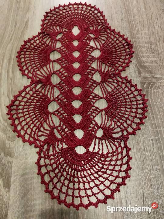 Serweta szydełkowa odcienie czerwieni Obrusy i serwety małopolskie Ryczówek