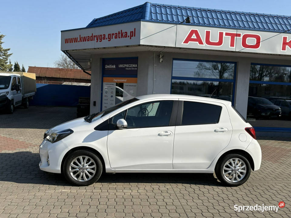 Toyota Yaris 13 99 KameraBluetooth Gwarancja III Tarnowskie Góry sprzedam