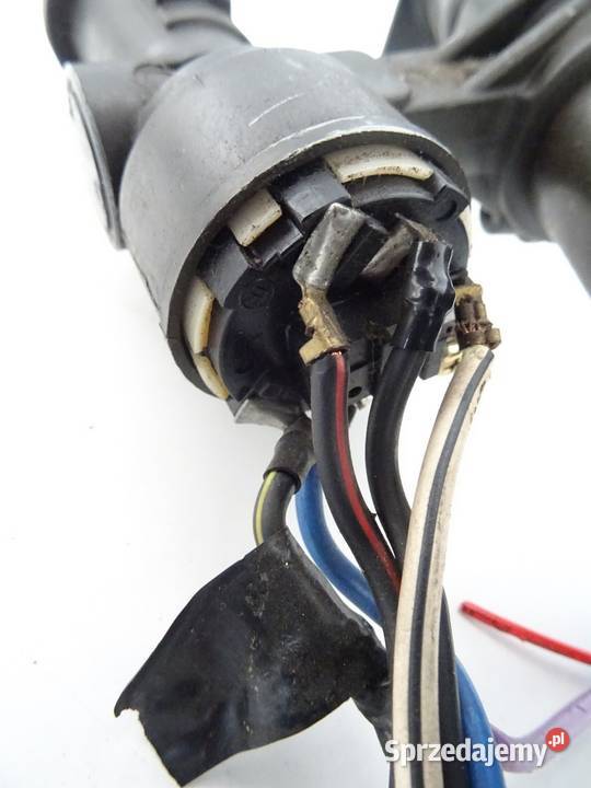 KOLUMNA KIEROWNICZA STACYJKA ISUZU TROOPER I osobowe Kolumny kierownicze Układ kierowniczy