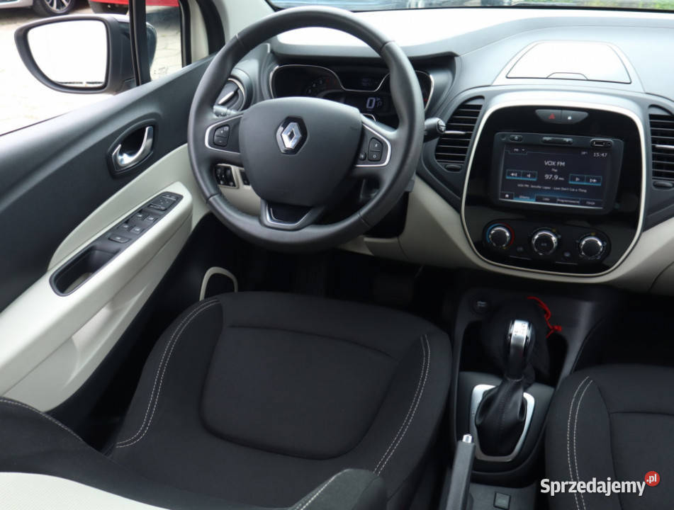 Renault Captur 12 TCe światła przeciwmgielne Łódź