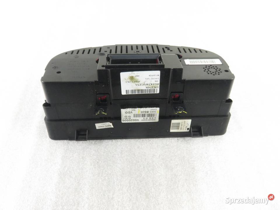 LICZNIK VW GOLF V 20 GTI 1K6920860E osobowe