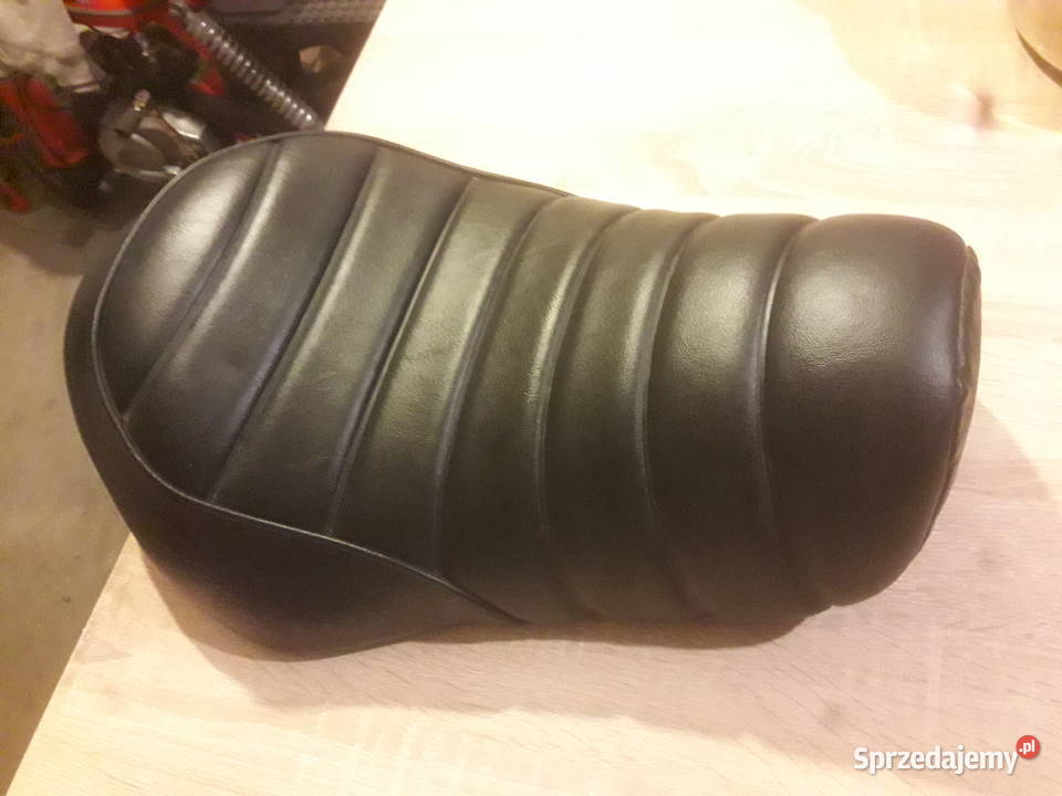 Siedzenie Harley Davidson sportster 883 iron Elementy nadwozia dolnośląskie Domaniów