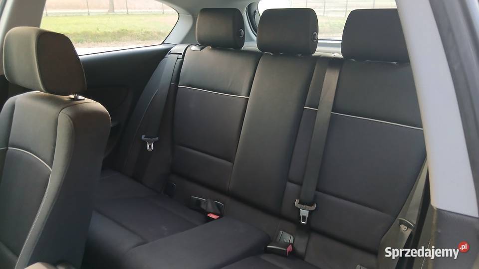 Bmw 1 2010 20 benzyna automat 168 przebieg Rok produkcji 2010 Motoryzacja Płock