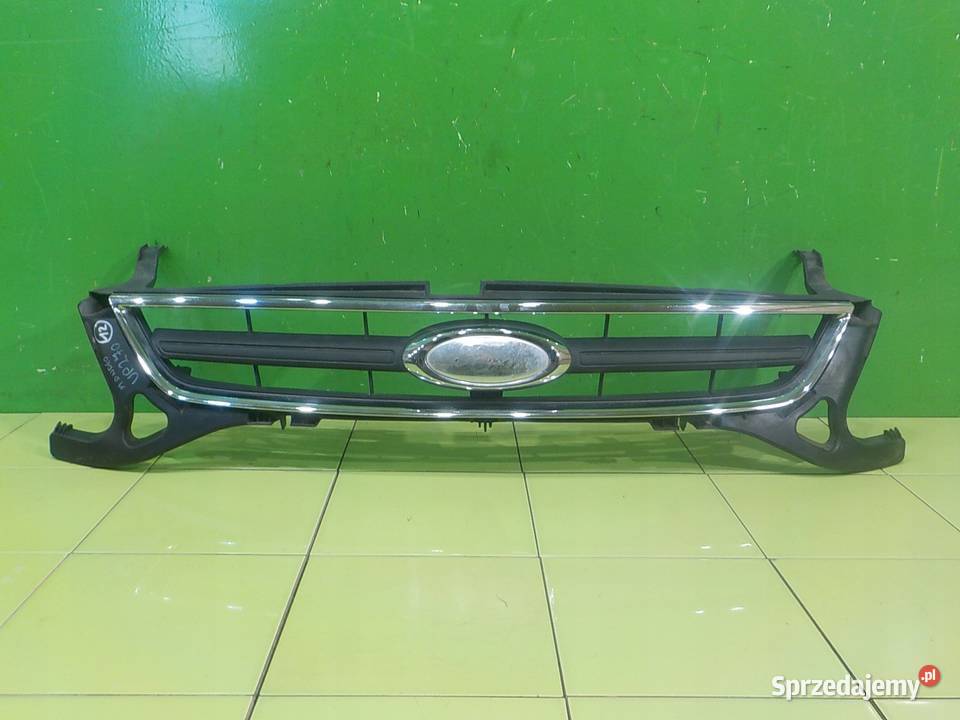 FORD MONDEO MK4 LIFT 20 B 11r HB 5D atrapa grill