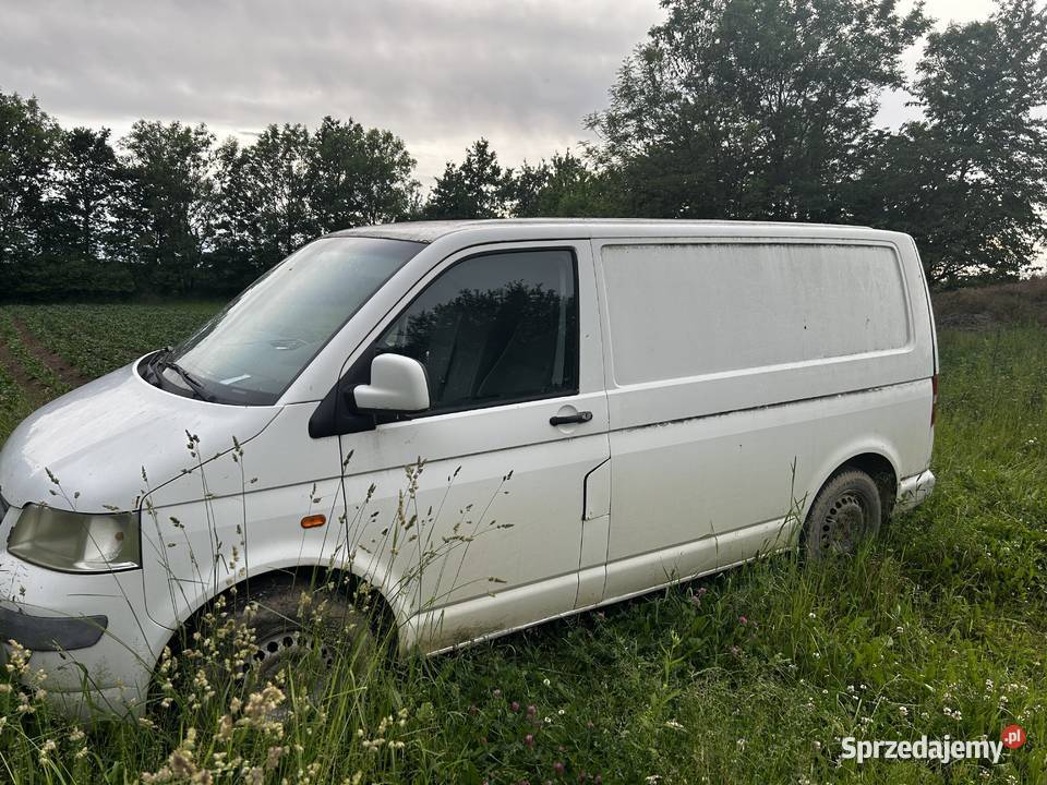 Sprzwdam VW T5 uszkodzony manualna Volkswagen Wrocław