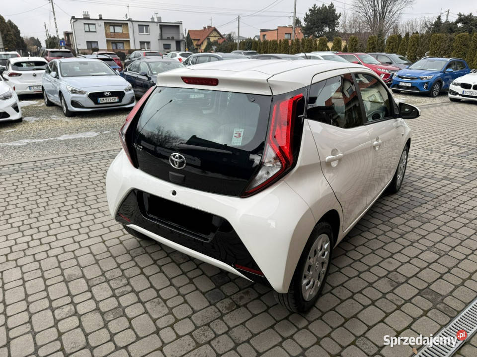 Toyota Aygo 10 72 Klima Kamera CarPlay II 2014 śląskie Orzech sprzedam