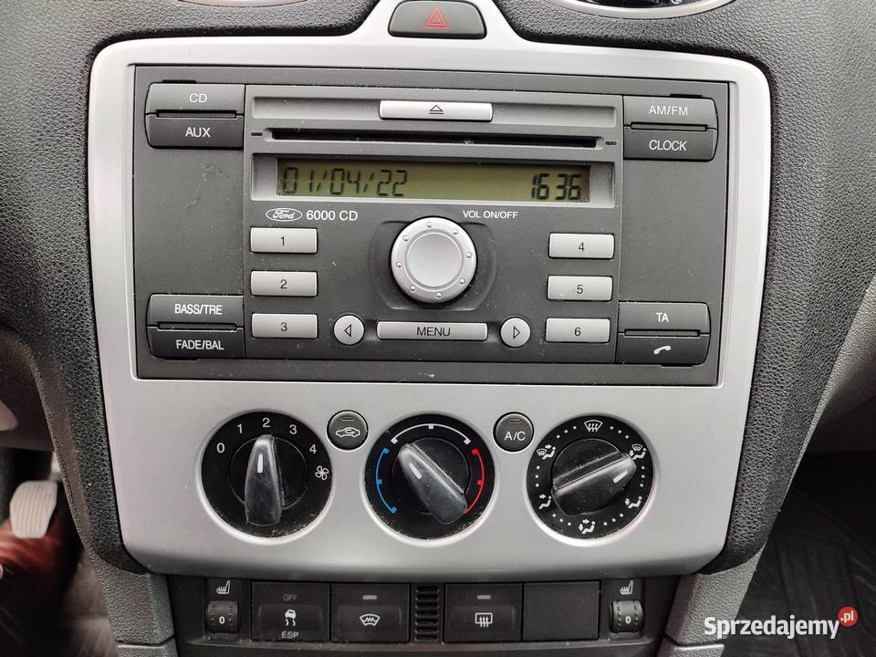 Ford Focus MK2 2006 18 benzyna Duratec SCi czerwony Ford Lutynia sprzedam
