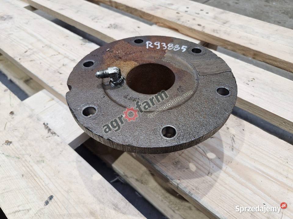 Obudowa łożyska John Deere 6155M Byków