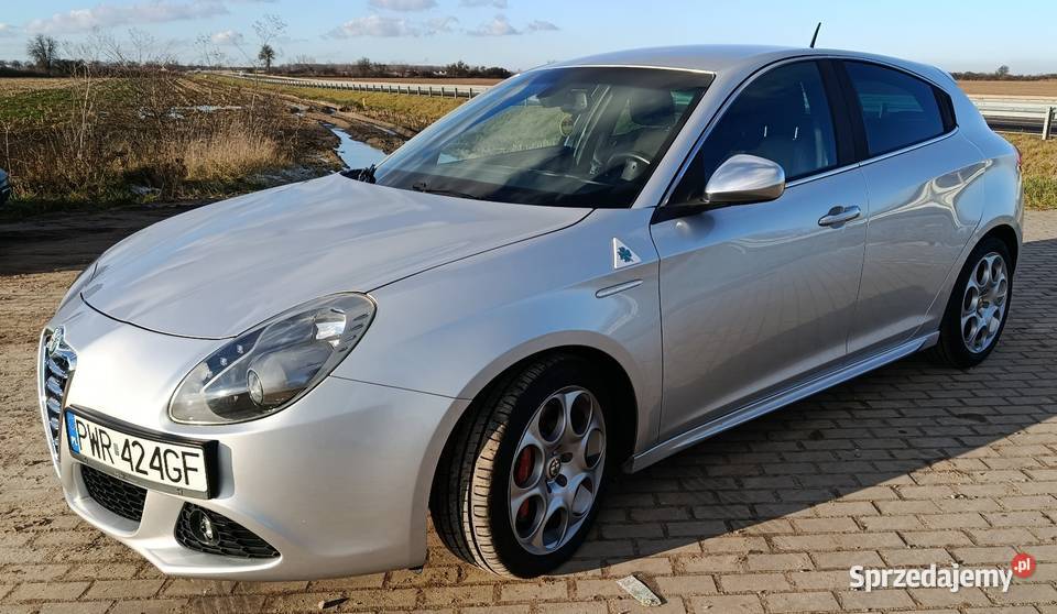 Sprzedam ładną Alfe Romeo Giulietta 175 TBI Motoryzacja Września sprzedam