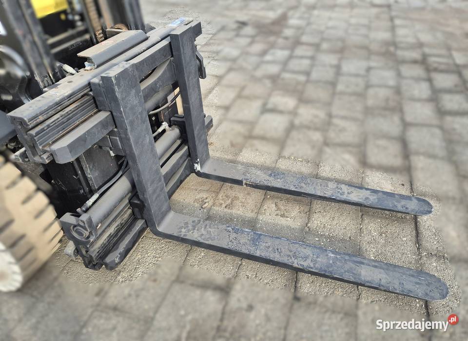 Pozycjoner wideł z funkcją ścisku 3500 3A ścisk Rybnik