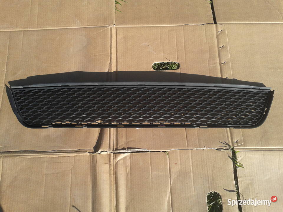 kratka zderzaka środkowa KIA SPORTAGE II LIFT Pozostałe Chełm sprzedam