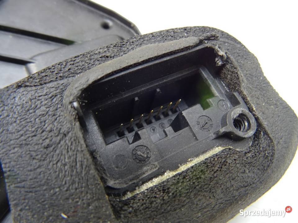 ZAMEK TYŁ LEWY SKODA OCTAVIA III Kombi