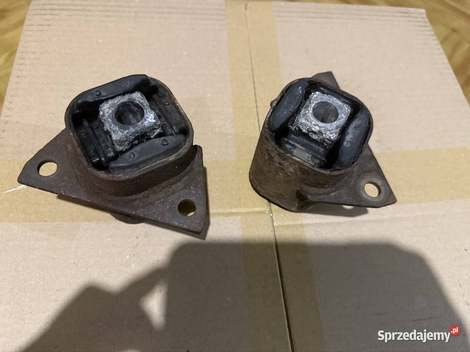 Poduszki wóKa tył bmw e21 śląskie Mszana sprzedam
