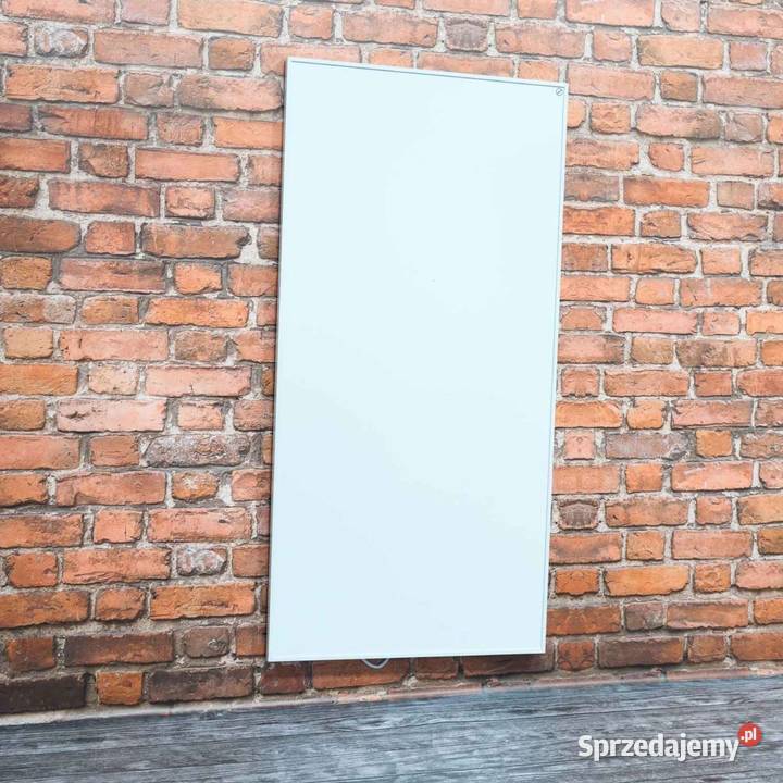 Grzejnik na podczerwień z termostatem