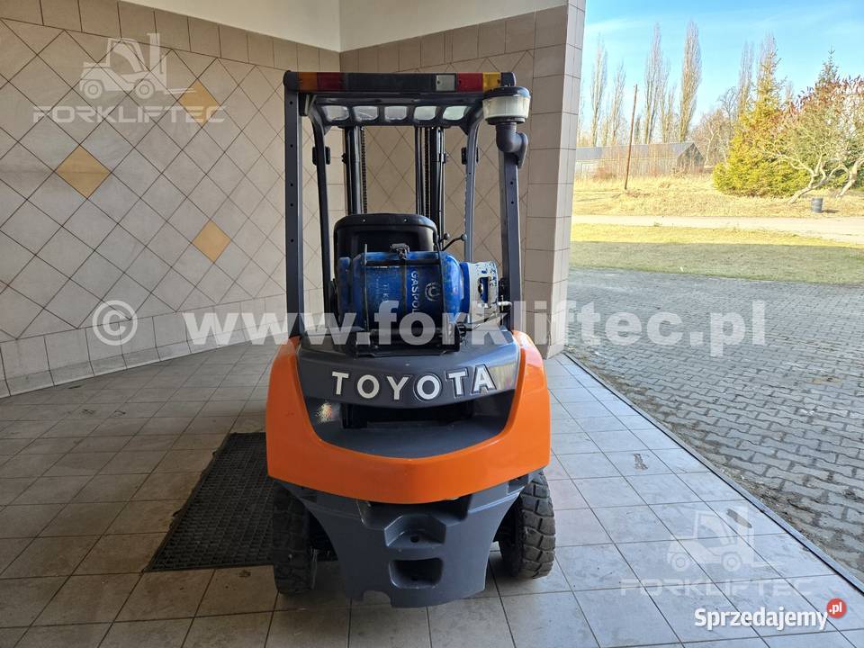 Wózek Widłowy TOYOTA 8FGF20 3700 mm TOYOTA 8FG20 Lędziny