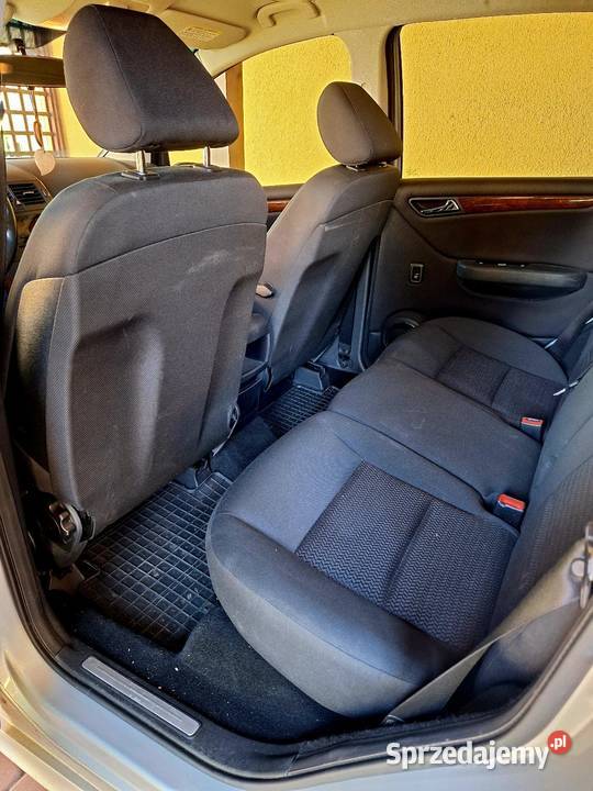 Mercedes A200 w169 20 benzyna manual Rok produkcji 2004 Mercedes-Benz Nisko