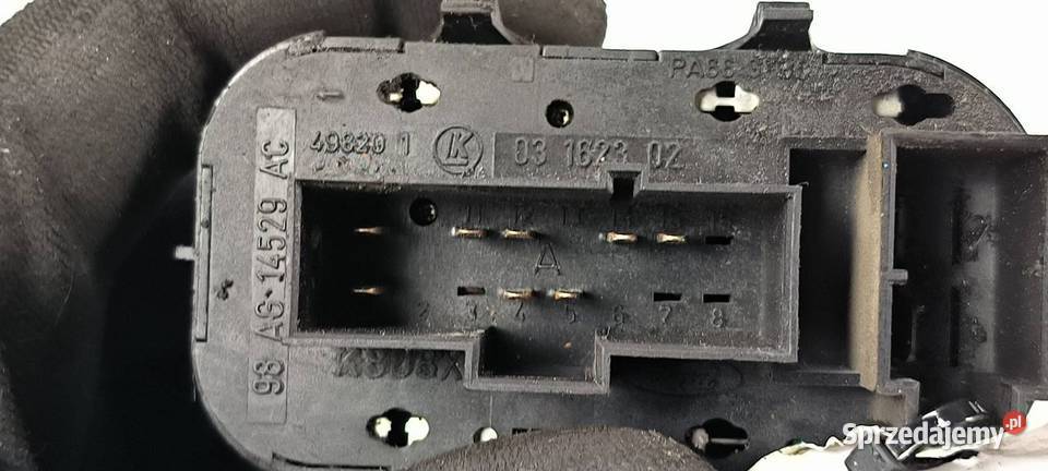 PANEL STEROWANIA SZYB FORD FOCUS MK1 98AG14529AG Lipno sprzedam