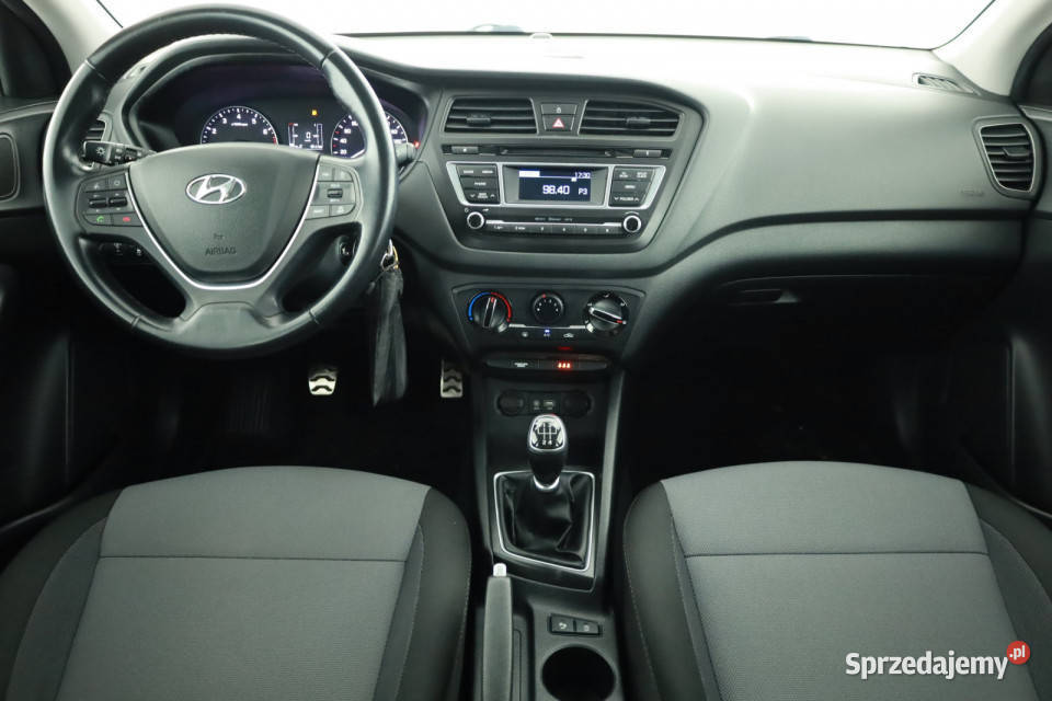 Hyundai i20 10 TGDI światła do jazdy dziennej Piaseczno