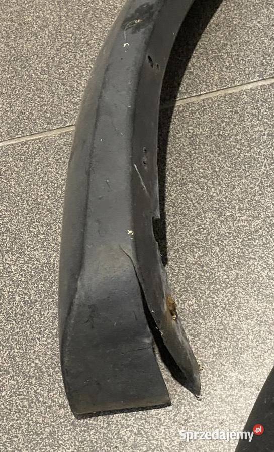 Sierpy nakładki błotnika VW Golf II 2 Mielec